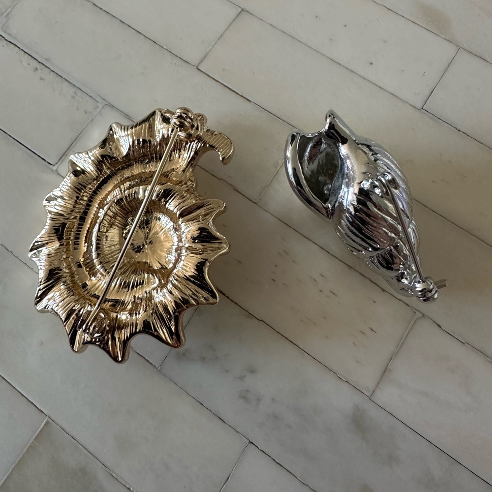 Double shell brooch - Picture 4 of 5